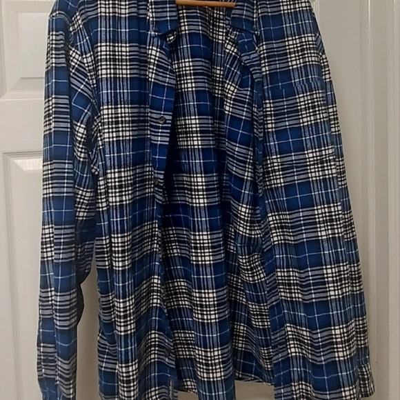 Eddie Bauer Blue Plaid Dress Shirt - Picture 2 of 4